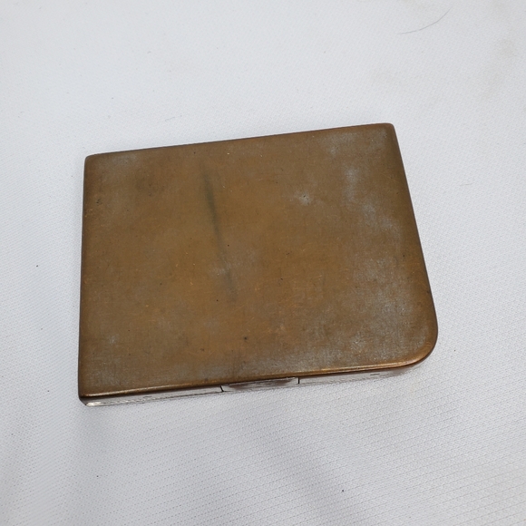 Vintage Elgin American Compact Makeup - Picture 3 of 7